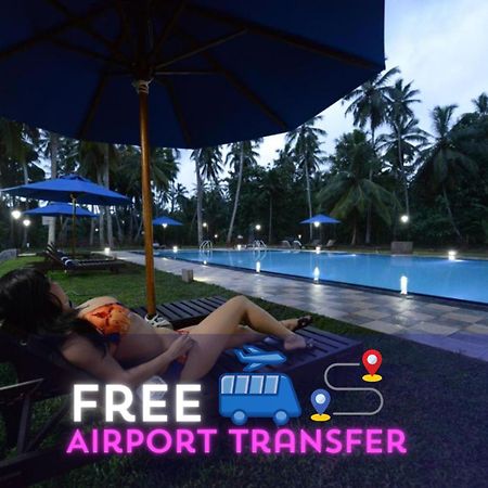 Oreeka - Katunayake Airport Transit Hotels Exteriér fotografie