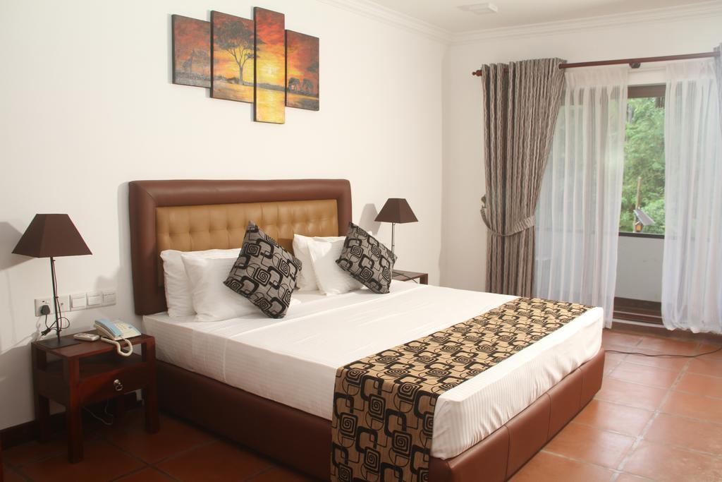 Oreeka - Katunayake Airport Transit Hotels Pokoj fotografie